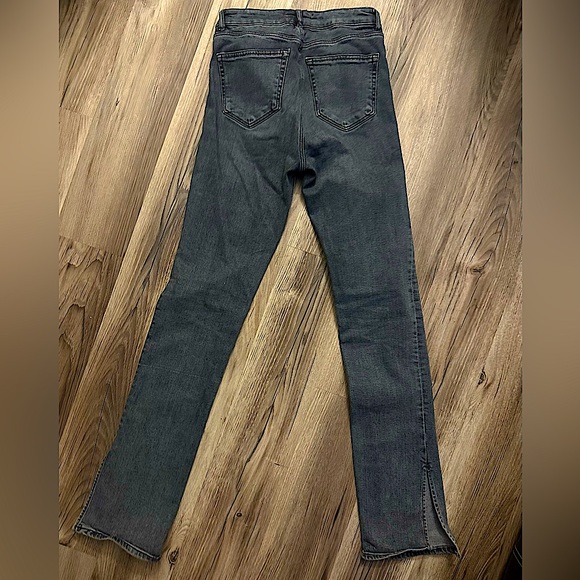 Women’s High Rise Side Slit Jean’s ZARA US4/EUR36 - Picture 5 of 10